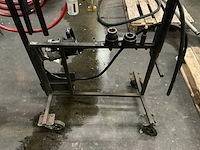 Steiner1235q(l) pneumatische slagmoersleutel met kar - afbeelding 5 van  6