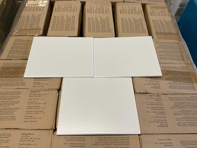 Steingutfliesen wandtegel 20x25 cm ca. 92 m² - afbeelding 1 van  4