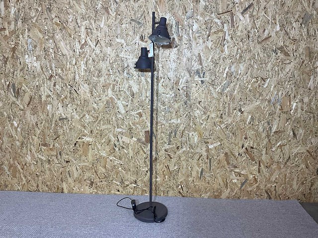 Steinhauer vloerlamp - afbeelding 2 van  4