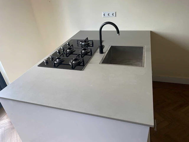 Steinhaus - keuken met apparatuur - afbeelding 15 van  39