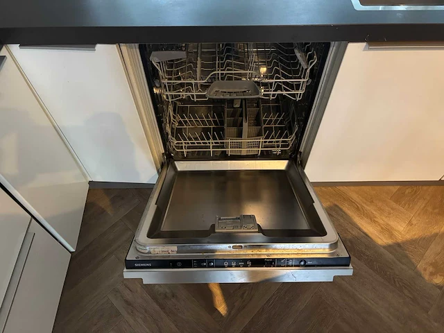 Steinhaus - keuken met apparatuur - afbeelding 17 van  30