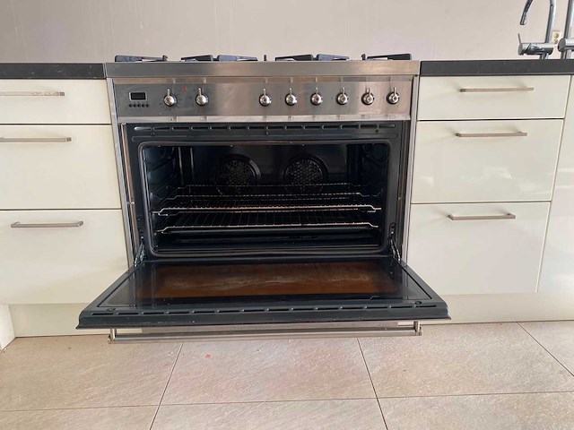 Steinhaus - keuken met apparatuur - afbeelding 6 van  37