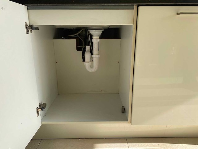Steinhaus - keuken met apparatuur - afbeelding 10 van  37