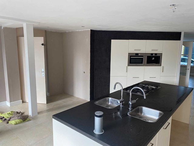 Steinhaus - keuken met apparatuur - afbeelding 23 van  37