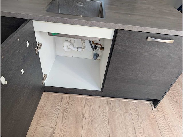 Steinhaus - keuken met apparatuur - afbeelding 3 van  24