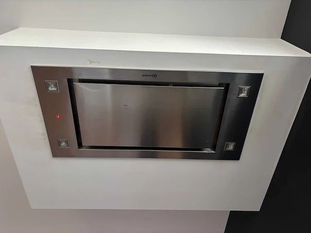Steinhaus - keuken met bauknecht apparatuur - afbeelding 2 van  32