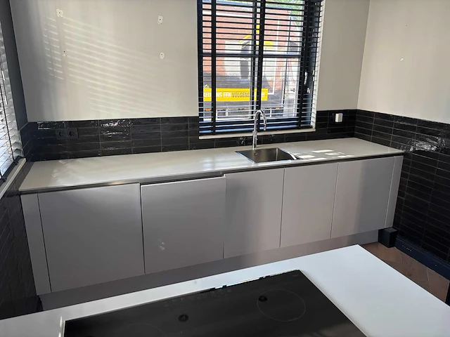 Steinhaus - keuken met bauknecht apparatuur - afbeelding 12 van  32