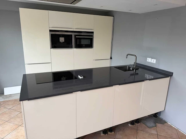 Steinhaus - keuken met novy / siemens apparatuur - afbeelding 1 van  31