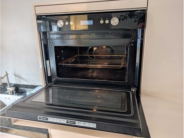 Steinhaus - keuken met novy/bauknecht apparatuur - afbeelding 20 van  29