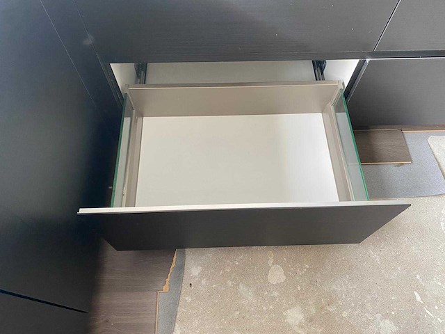 Steinhaus keuken met whirlpool apparatuur - afbeelding 2 van  22