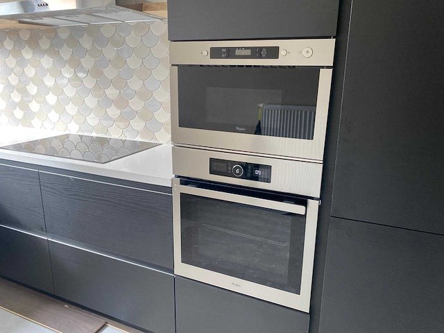 Steinhaus keuken met whirlpool apparatuur - afbeelding 10 van  22