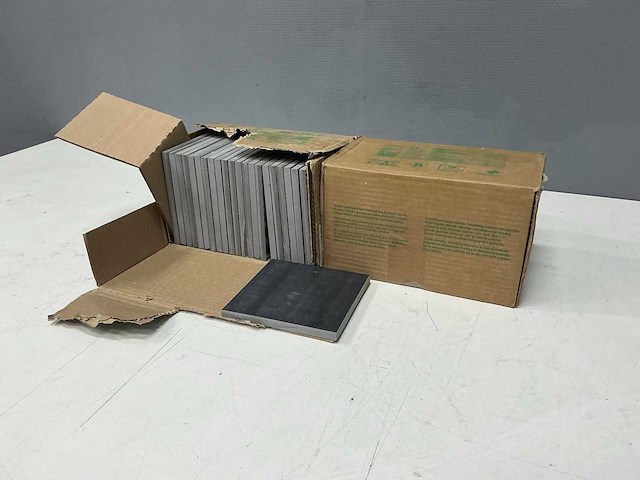 Steinzeug wandtegel 1 m2 (2x) - afbeelding 1 van  6