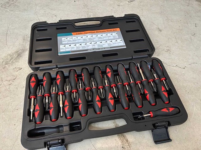 Stekker aansluiting toolset 23-delig - afbeelding 1 van  3