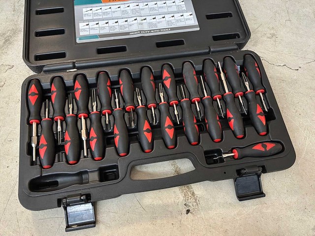 Stekker aansluiting toolset 23-delig - afbeelding 2 van  3