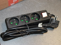 Stekkerdoos met schakelaar1 stuks in ds 009 - afbeelding 3 van  5