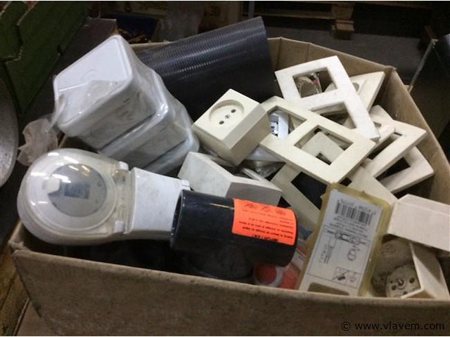 Stekkerdozen + aansluitingen - afbeelding 5 van  5