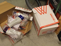 Stekkers scame libera. 135 stuks. - afbeelding 1 van  3