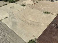 Stelcon (beton) platen 120 stuks van 2x2 meter. 20 stuks van 2x1 meter (140x) - afbeelding 1 van  2