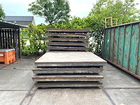 Stelcon platen/betonplaten 2x2 m1 13x