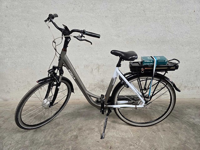 Stella - livorno - elektrische fiets - met oplader 1356 - afbeelding 2 van  8