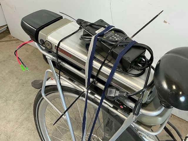 Stella azzurro elektrische fiets - afbeelding 7 van  8