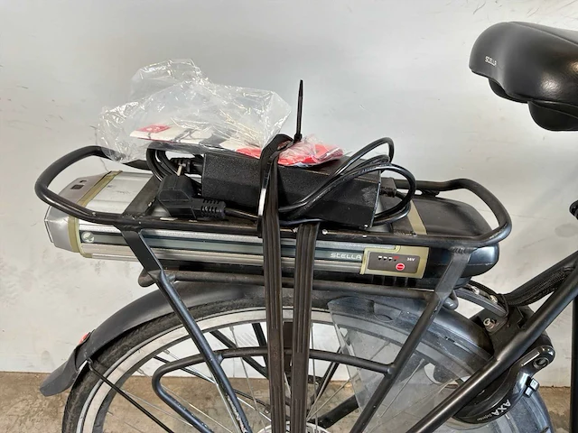 Stella azzurro elektrische fiets - afbeelding 7 van  10
