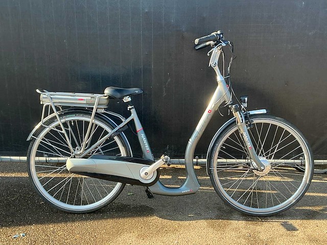Stella nantes elektrische damesfiets - afbeelding 1 van  10