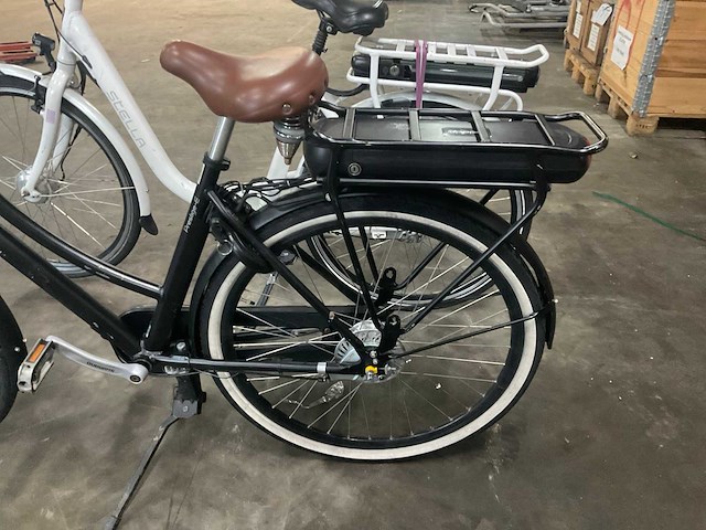 Stella + popal elektrische fiets - afbeelding 13 van  16