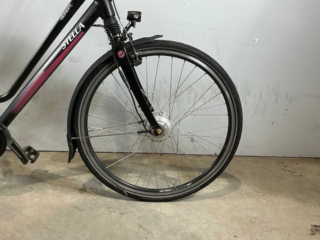Stella vicenza nero harmony elektrische damesfiets - afbeelding 3 van  10