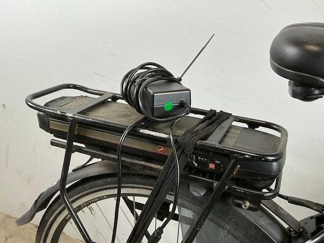 Stella vicenza nero harmony elektrische damesfiets - afbeelding 7 van  10