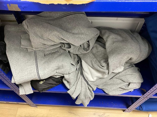 Stelling: inhoud inbegrepen - afbeelding 2 van  16