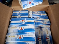 Stelling met assortiment lampen - afbeelding 6 van  6