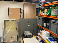 Stelling met bouw en bevestigingsmateriaal - afbeelding 2 van  6