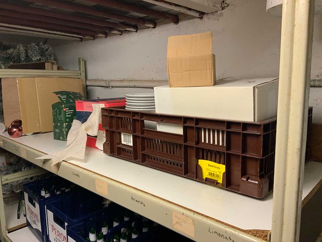 Stelling met diverse horeca benodigdheden (2x) - afbeelding 8 van  20