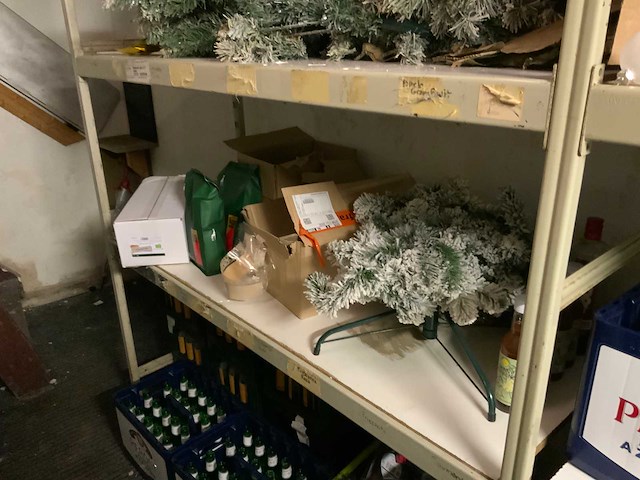 Stelling met diverse horeca benodigdheden (2x) - afbeelding 10 van  20