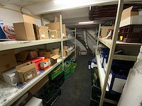 Stelling met diverse horeca benodigdheden (2x) - afbeelding 13 van  20