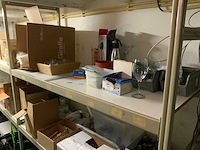 Stelling met diverse horeca benodigdheden (2x) - afbeelding 15 van  20