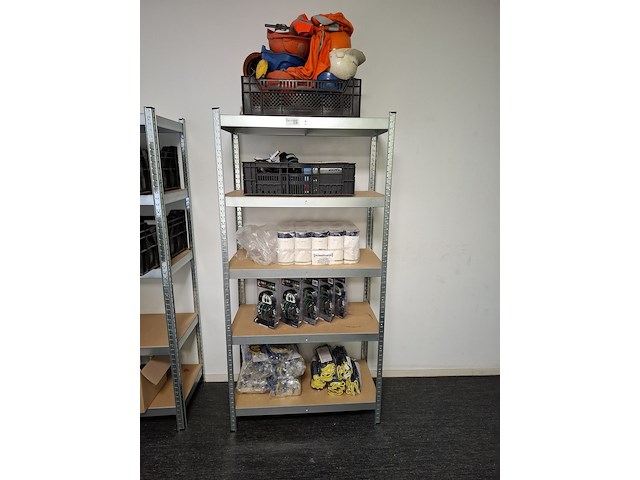 Stelling met diverse pbm - afbeelding 1 van  9