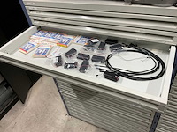 Stelling met elektromateriaal - afbeelding 11 van  32