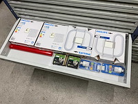 Stelling met elektromateriaal - afbeelding 21 van  32