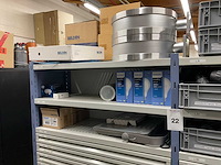 Stelling met elektromateriaal - afbeelding 23 van  32