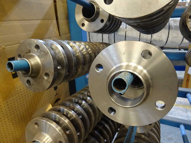 Stelling met flensen en lasfittingen - afbeelding 11 van  13