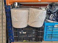 Stelling met inhoud schoonmaakmiddel - afbeelding 13 van  13