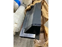 Stelling met inhoud waaronder; ventilatieroosters en vensterbanken - afbeelding 6 van  15