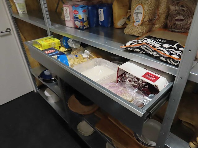 Stelling met inhoud - afbeelding 2 van  8