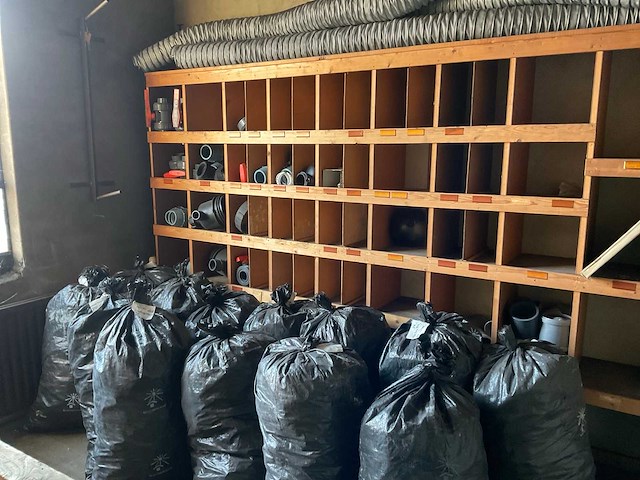 Stelling met inhoud - afbeelding 64 van  68