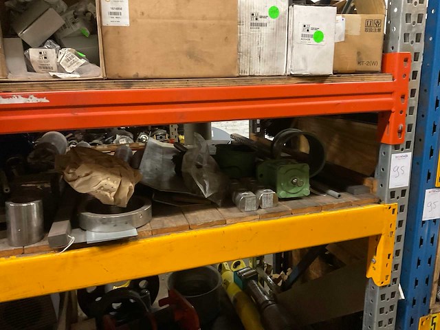 Stelling met inhoud - afbeelding 28 van  91