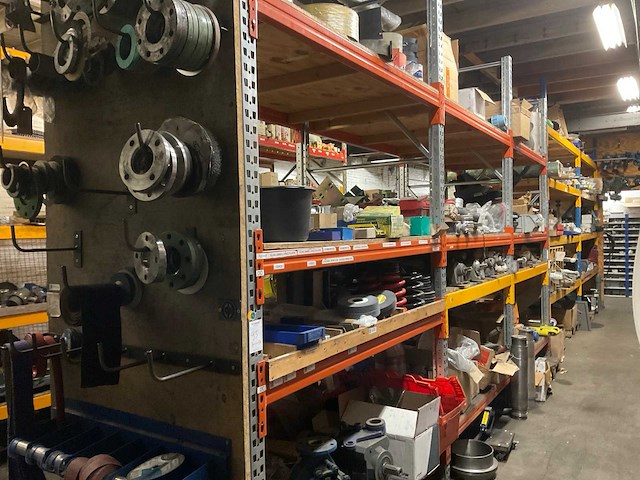 Stelling met inhoud - afbeelding 23 van  91