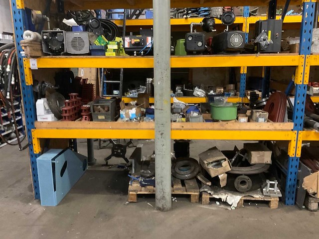 Stelling met inhoud - afbeelding 91 van  91