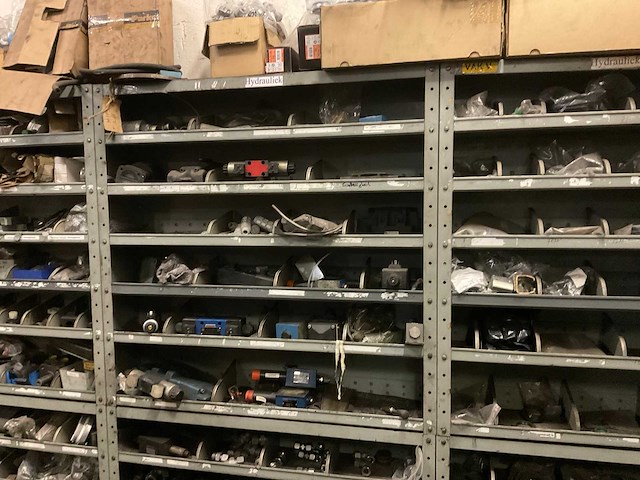 Stelling met inhoud - afbeelding 27 van  63